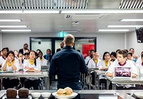 How to Make a Roux: Types, Uses and Recipes